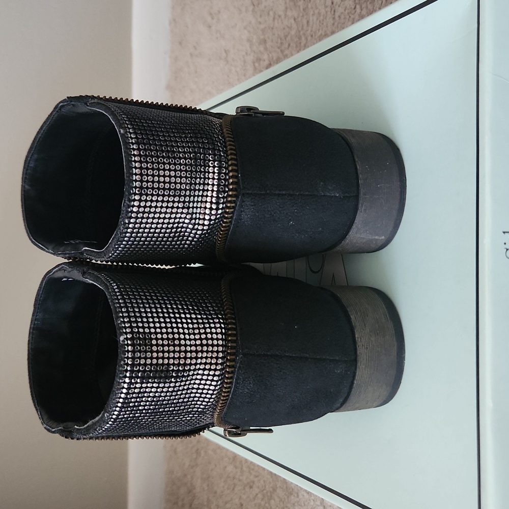 MIA Studded Ankle Boots Black Brandi - Picture 3 of 4